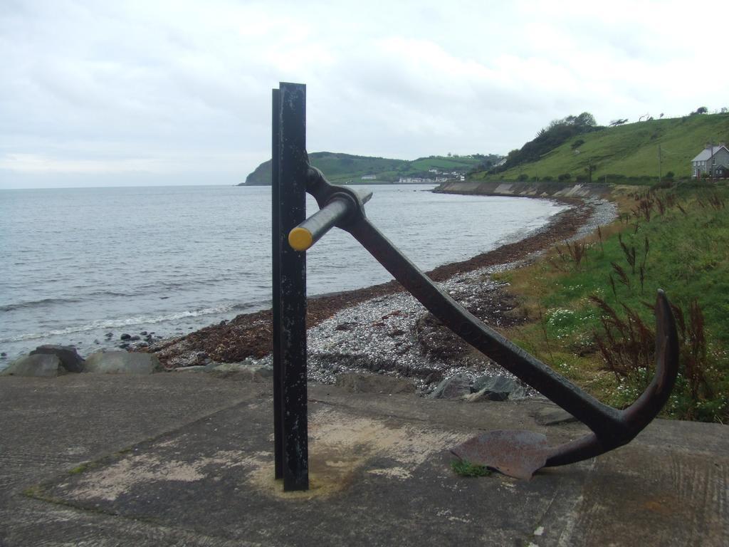 Halfway House Hotel Larne Exterior foto